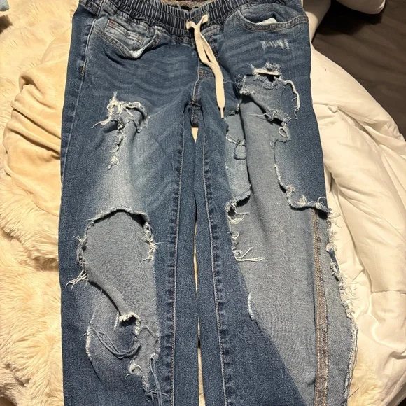 Jeans - Picture 1 of 2